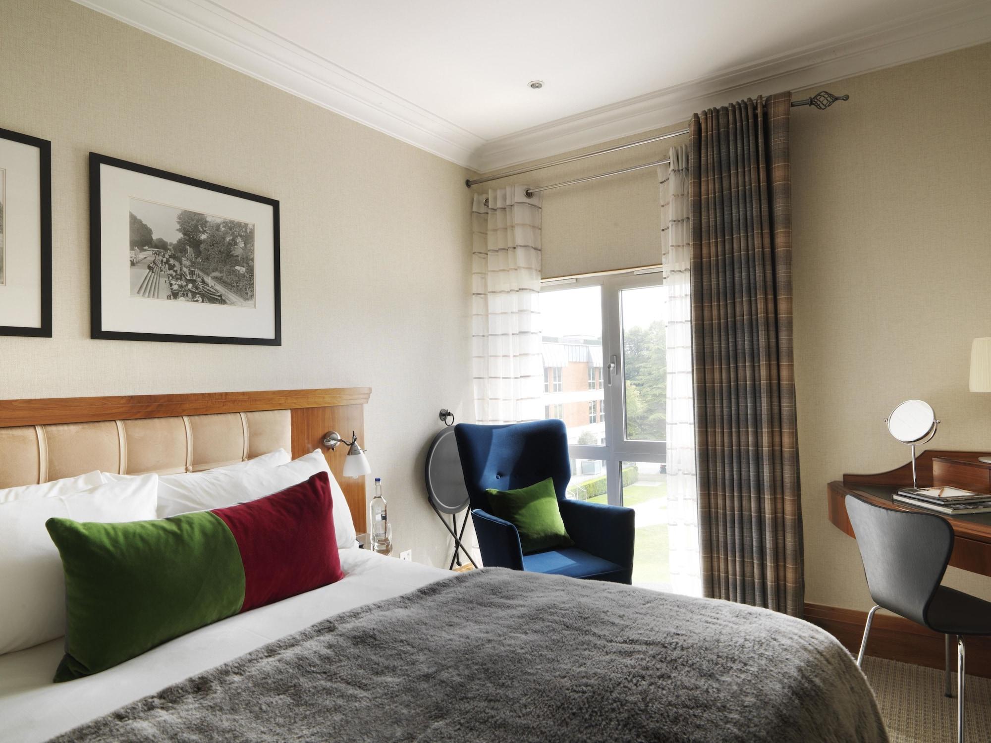 The Runnymede On Thames (Adults Only) Hotel Егъм Екстериор снимка