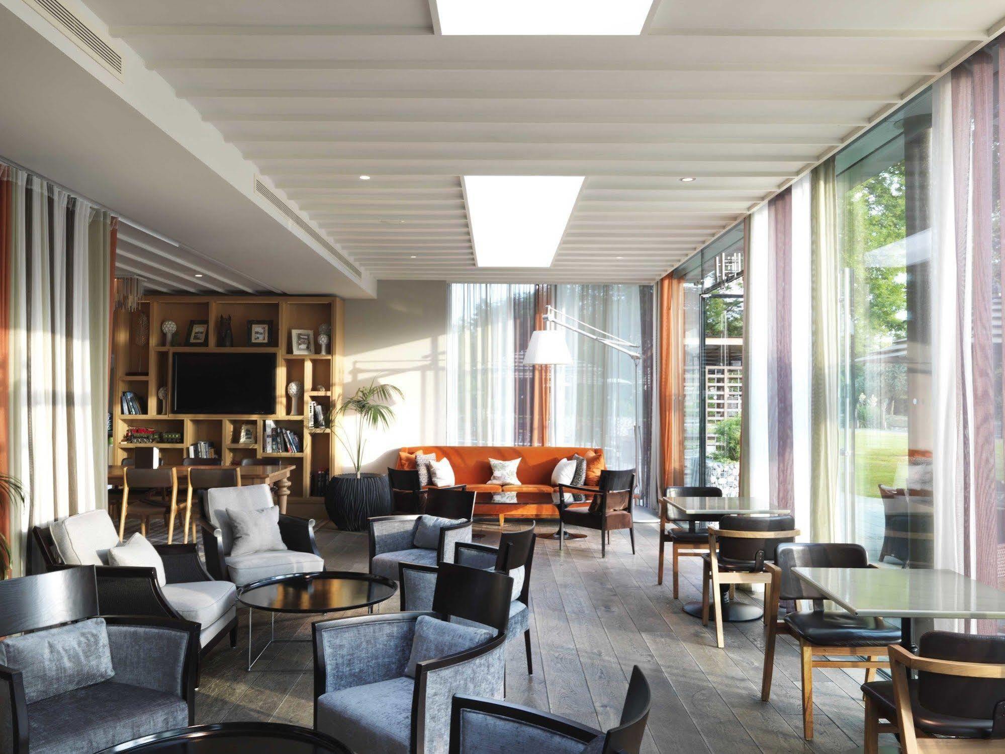 The Runnymede On Thames (Adults Only) Hotel Егъм Екстериор снимка