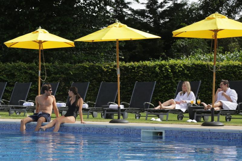 The Runnymede On Thames (Adults Only) Hotel Егъм Екстериор снимка